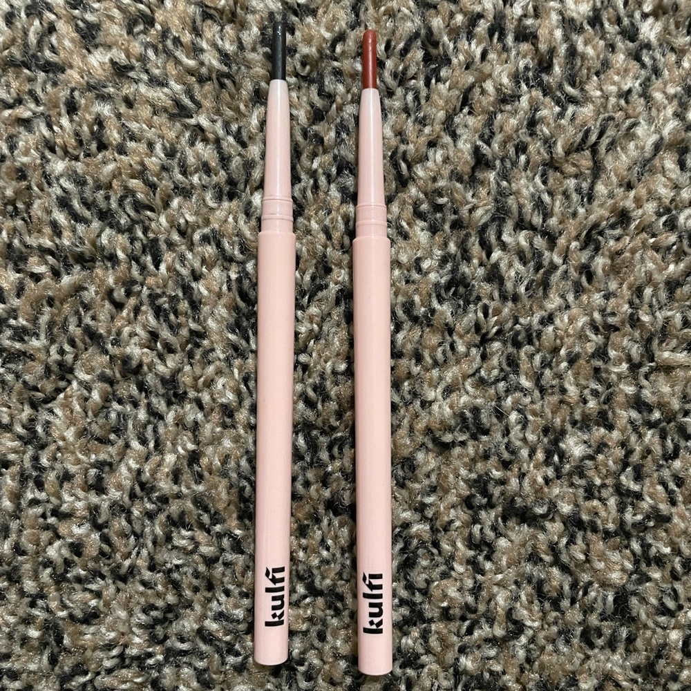 Kulfi beauty black eyeliner